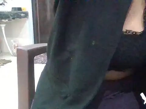 Snapshot of Rhea-Sen chatting on 11-07-25, 06:52 Rhea-Sen online show from 11-07-25, 06:52