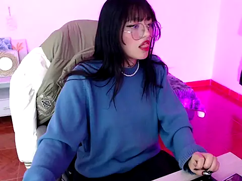 Isabella  666 online show from 12-15-25, 03:44