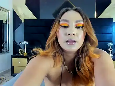 candiefox online show from 10-24-25, 04:53