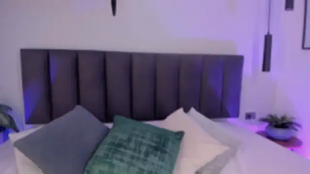 AilanaCortes online show from 04-10-26, 12:10