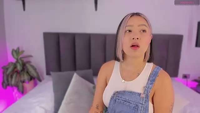 AilanaCortes online show from 04-20-26, 11:46