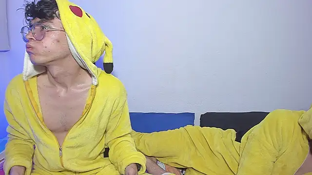 Snapshot of dani_angel_dark chatting on 10-28-25, 12:14 dani angel dark online show from 10-28-25, 12:14