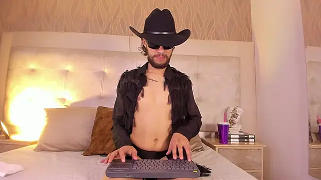 Liam Samderz online show from 10-18-25, 11:55