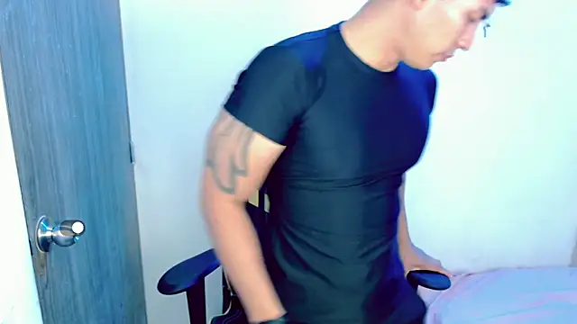 Maynow 666 online show from 10-28-25, 08:33