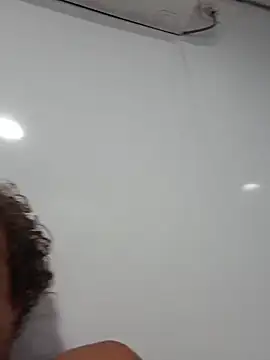 Snapshot of shainnfk chatting on 11-10-25, 08:30 shainnfk online show from 11-10-25, 08:30