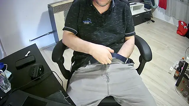 bull419M online show from 04-11-26, 07:56