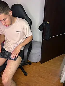 Snapshot of chucky_karla chatting on 02-12-26, 04:07 chucky karla online show from 02-12-26, 04:07