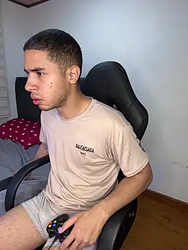 Snapshot of chucky_karla chatting on 02-14-26, 05:26 chucky karla online show from 02-14-26, 05:26