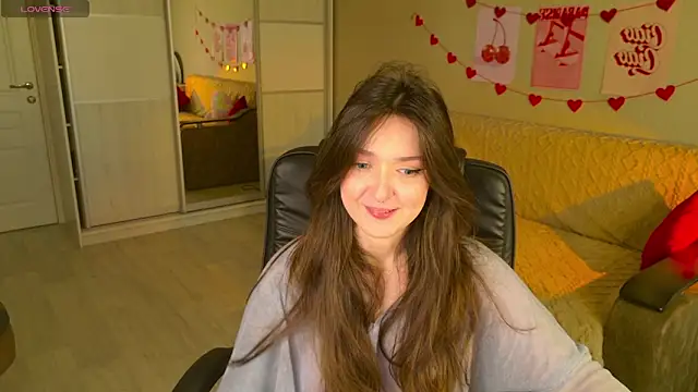 Snapshot of BellaSink chatting on 10-29-25, 05:31 BellaSink online show from 10-29-25, 05:31