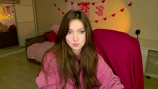 Snapshot of BellaSink chatting on 11-25-25, 05:29 BellaSink online show from 11-25-25, 05:29