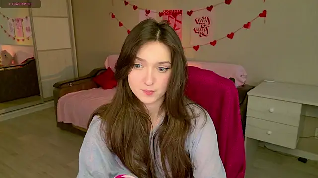 Snapshot of BellaSink chatting on 11-26-25, 05:30 BellaSink online show from 11-26-25, 05:30