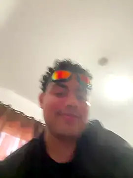 Snapshot of AngelBrazil0546 chatting on 10-23-25, 04:06 AngelBrazil0546 online show from 10-23-25, 04:06