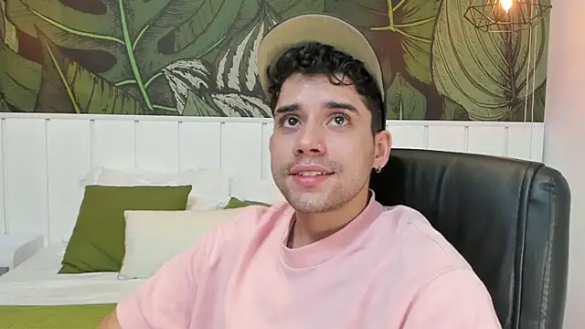 Mike montoya01 online show from 11-13-25, 03:55