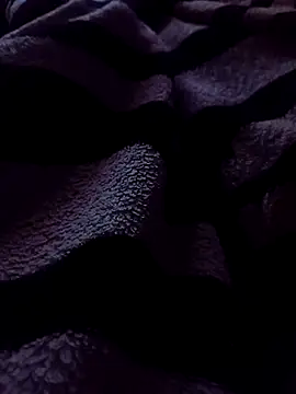 Snapshot of Taradinha_pelosogro chatting on 10-21-25, 02:01 Taradinha pelosogro online show from 10-21-25, 02:01