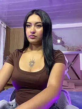 Emilux  online show from 05-14-26, 11:50