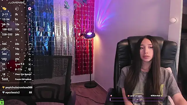 Mikeyvioleta  online show from 07-23-26, 01:58