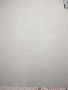 Snapshot of Julinhaa chatting on 10-18-25, 05:21 Julinhaa online show from 10-18-25, 05:21