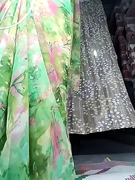 Rajni chauhan online show from 04-23-26, 05:26