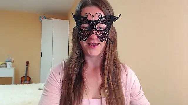 Snapshot of RebeccaSwan chatting on 06-14-26, 02:52 RebeccaSwan online show from 06-14-26, 02:52