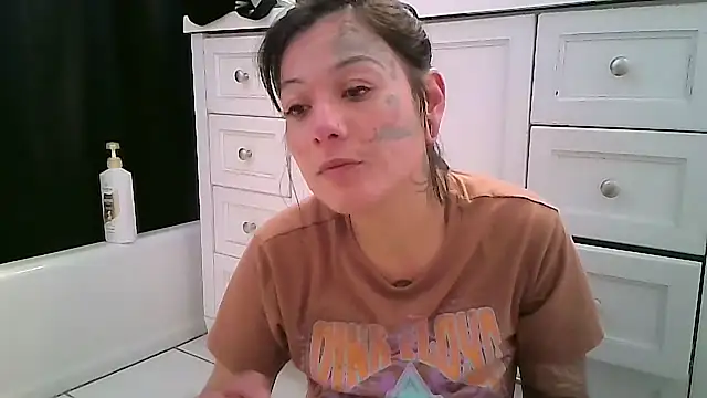 octaviatheillestt online show from 12-19-25, 09:44