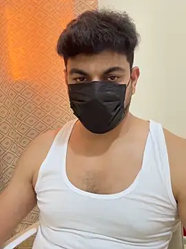 Snapshot of Handsome8677 chatting on 06-16-26, 02:30 Handsome8677 online show from 06-16-26, 02:30