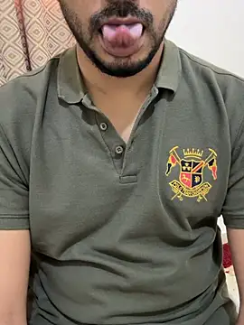Snapshot of Handsome8677 chatting on 07-12-26, 02:52 Handsome8677 online show from 07-12-26, 02:52