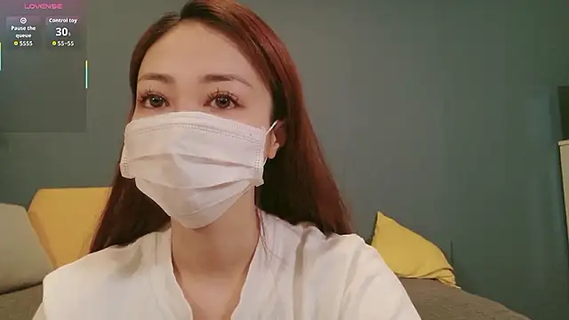 Snapshot of Akagami_Nana chatting on 10-30-25, 03:19 Akagami Nana online show from 10-30-25, 03:19