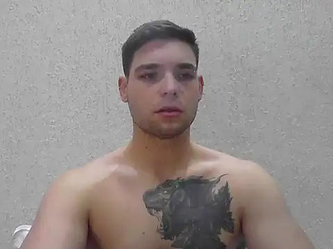 Snapshot of Zure-xxx chatting on 05-12-26, 10:07 Zure-xxx online show from 05-12-26, 10:07