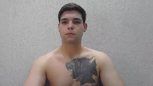 Snapshot of Zure-xxx chatting on 06-14-26, 03:41 Zure-xxx online show from 06-14-26, 03:41