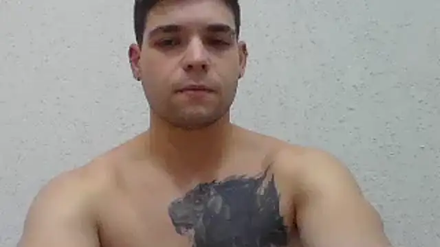Snapshot of Zure-xxx chatting on 07-11-26, 04:26 Zure-xxx online show from 07-11-26, 04:26