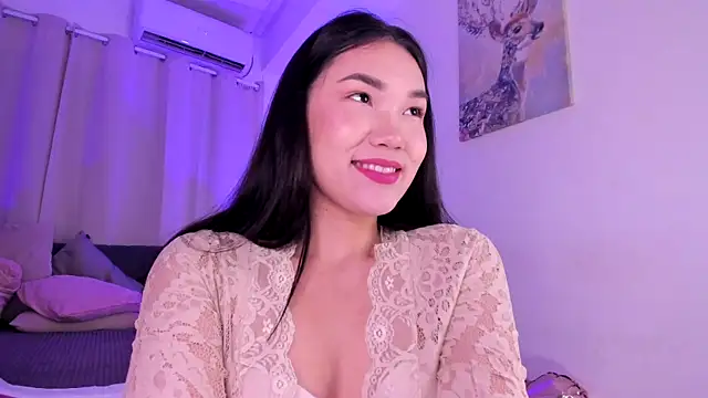 Divine Madeleine online show from 07-08-26, 06:40
