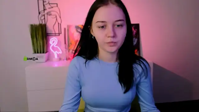 Snapshot of miki_ti chatting on 11-15-25, 09:28 miki ti online show from 11-15-25, 09:28