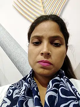 Anshika1431 online show from 11-02-25, 02:47