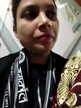 Anshika1431 online show from 12-04-25, 03:16