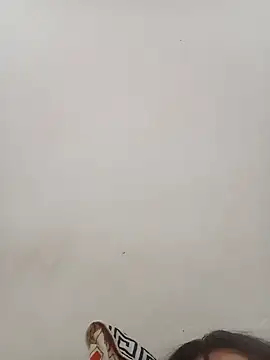 Samia Arab  online show from 11-15-25, 11:43