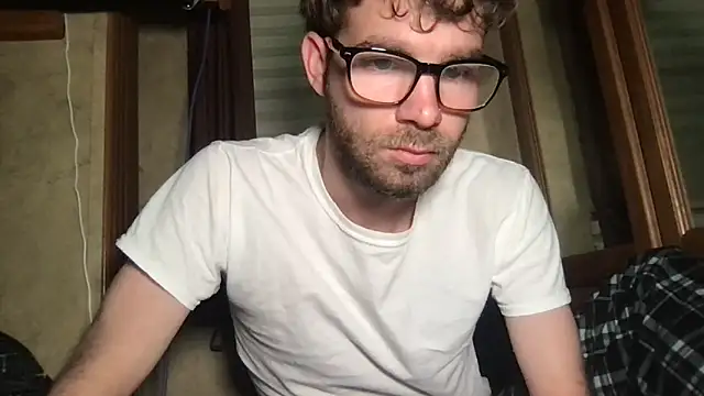 Snapshot of TyKindaNasty chatting on 02-06-26, 02:42 TyKindaNasty online show from 02-06-26, 02:42