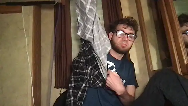 Snapshot of TyKindaNasty chatting on 02-10-26, 03:27 TyKindaNasty online show from 02-10-26, 03:27