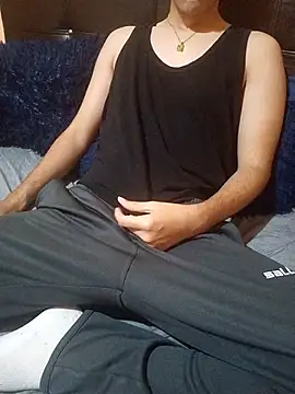 Snapshot of esmermoon chatting on 02-02-26, 12:42 esmermoon online show from 02-02-26, 12:42