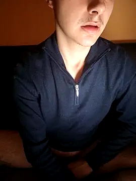 Snapshot of esmermoon chatting on 02-05-26, 02:05 esmermoon online show from 02-05-26, 02:05