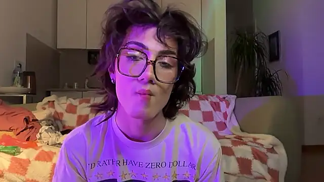 kira yoshika9e online show from 03-31-26, 10:21