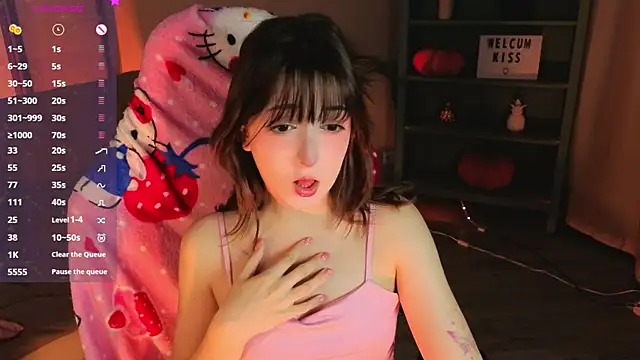 Snapshot of Soffi_Toffi chatting on 12-03-25, 10:24 Soffi Toffi online show from 12-03-25, 10:24