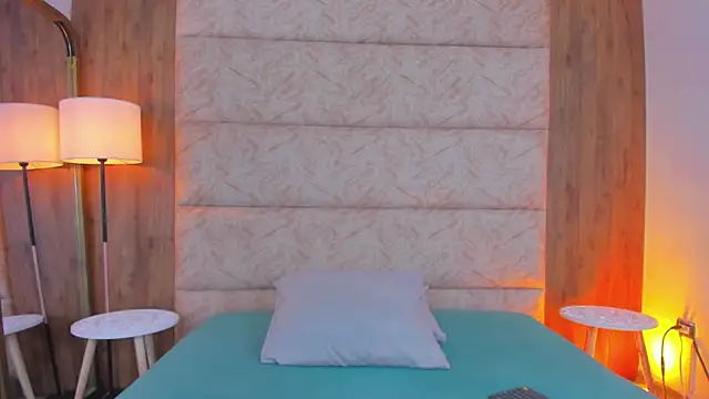 Antonella Russo1 online show from 10-24-25, 01:18