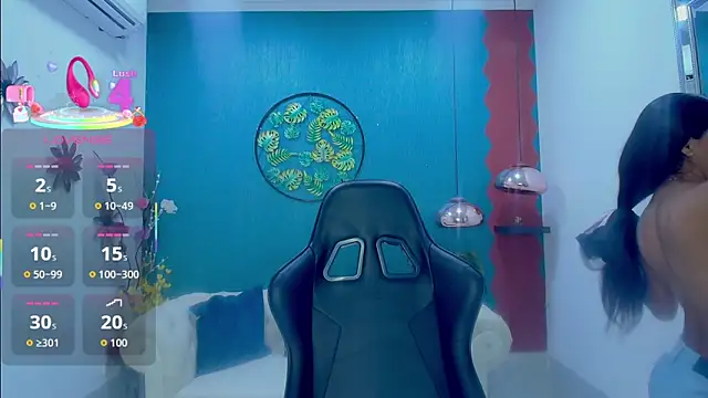 Miagreys1 online show from 11-20-25, 11:21