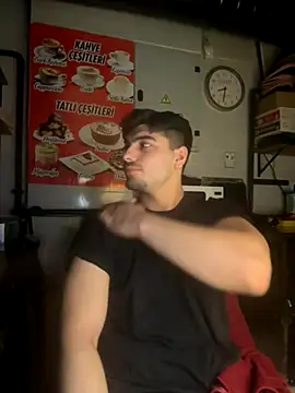 Snapshot of emir343475 chatting on 11-23-25, 05:35 emir343475 online show from 11-23-25, 05:35