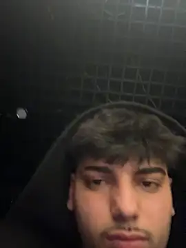 emir343475 online show from 04-03-26, 09:13