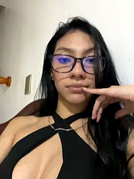 Swet scarlet online show from 10-28-25, 12:58