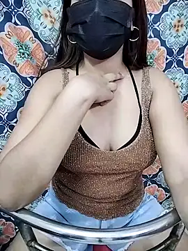 Snapshot of ZOEEE777 chatting on 10-16-25, 01:34 ZOEEE777 online show from 10-16-25, 01:34