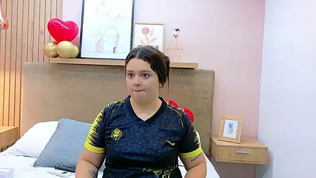 Tessa Stone online show from 02-27-26, 03:50