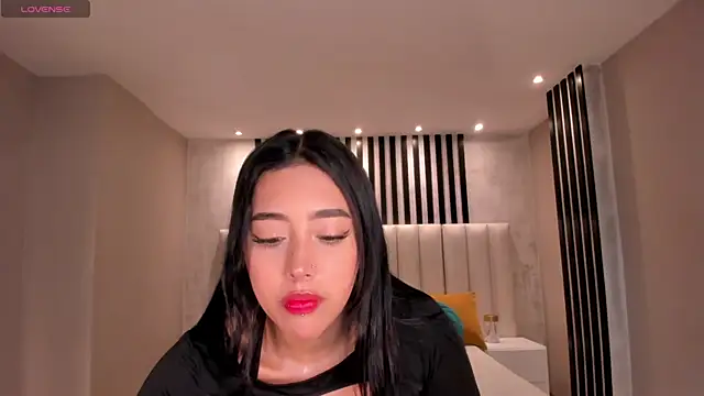 ScarlettBlaze  online show from 03-26-26, 12:00