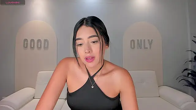 Snapshot of ScarlettBlaze_ chatting on 05-04-26, 12:01 ScarlettBlaze online show from 05-04-26, 12:01